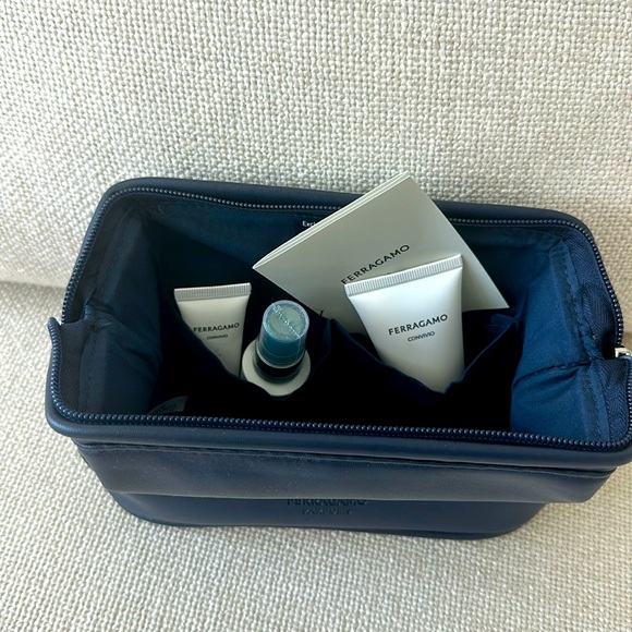 Ferragamo Cosmetic Bag - Picture 2 of 7